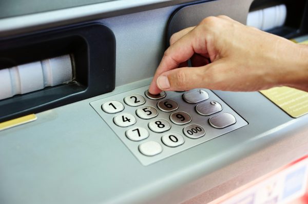 Cómo abrir una cuenta bancaria en España en 2026 requisitos, documentos y mejores opciones
