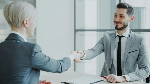 Cómo conseguir trabajo en España desde tu país en 2026 guía completa para extranjeros