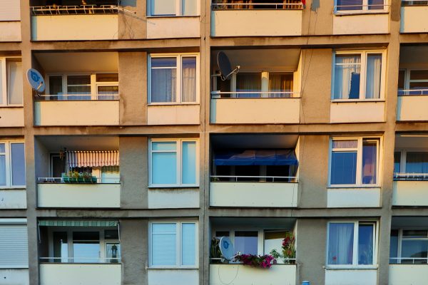 evitar estafas al alquilar piso en España